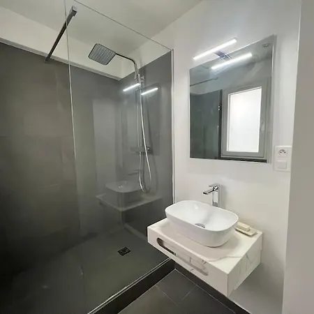 Aux Batignolles - Le Cocon Parisien - 28mc Appartement *