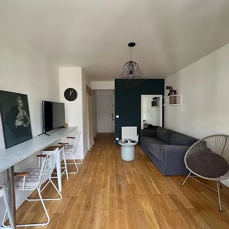 Aux Batignolles - Le Cocon Parisien - 28mc Apartment