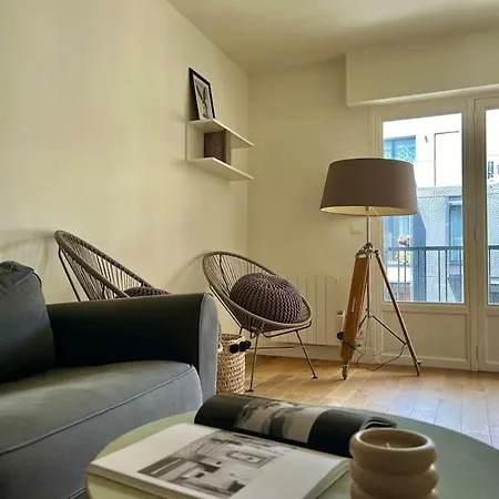 Aux Batignolles - Le Cocon Parisien - 28mc Apartment Paris